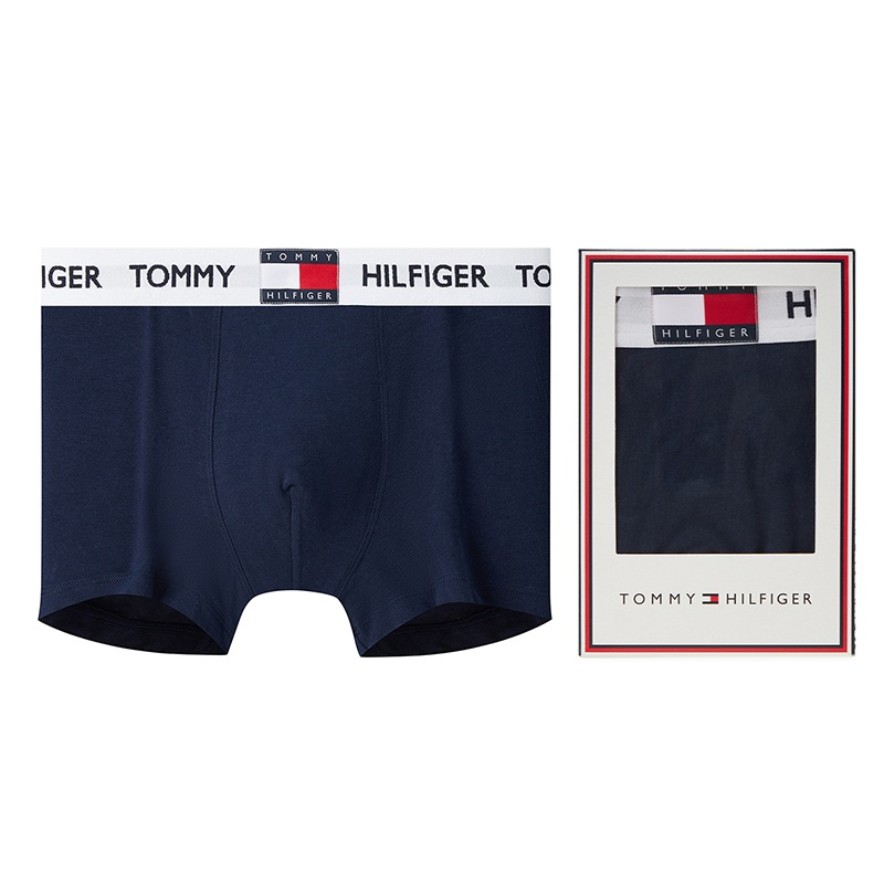 Tommy Hilfiger   1