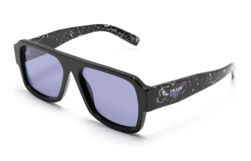 pilot-style sunglasses