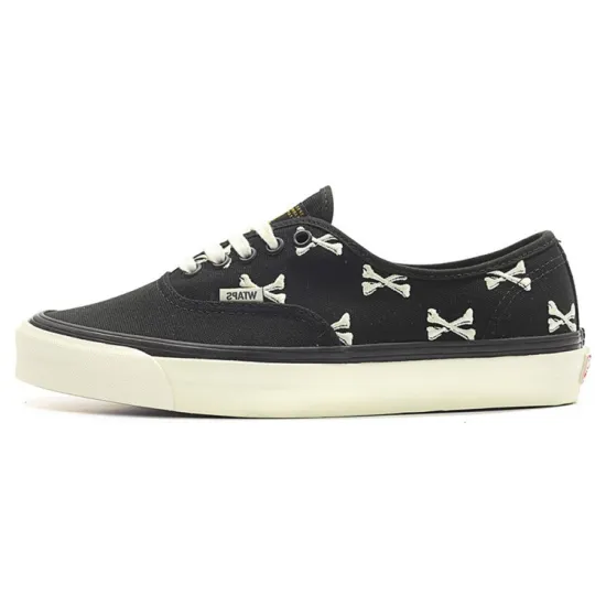 Vans Authentic Wtaps Black Crossbones