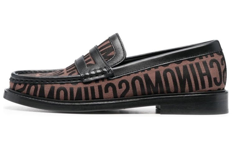 Туфли на низком каблуке Moschino
