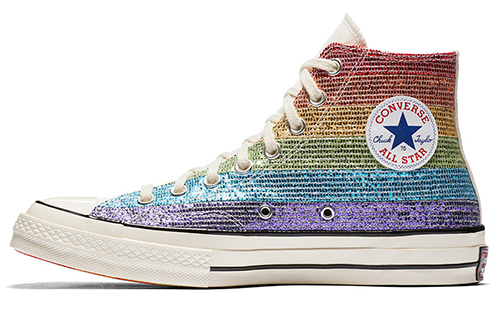 Miley Cyrus Converse 1970s