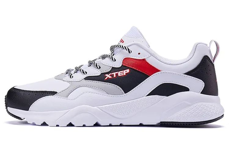 XTEP Cushioning Slip Resistant Abrasion Resistant Cushioning Slip Resistant Abrasion Resistant Low top Chunky Sneakers