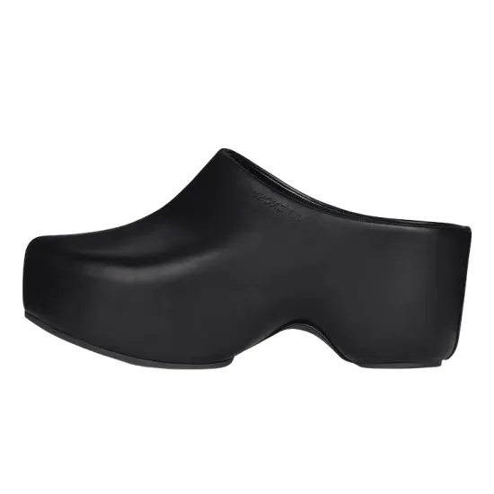 Givenchy Closed Toe Slippers Women's