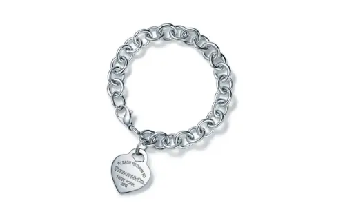 TIFFANY & CO. Tiffany Heart Tag Series Heart-Shaped Pendant Bracelet Women's Silver