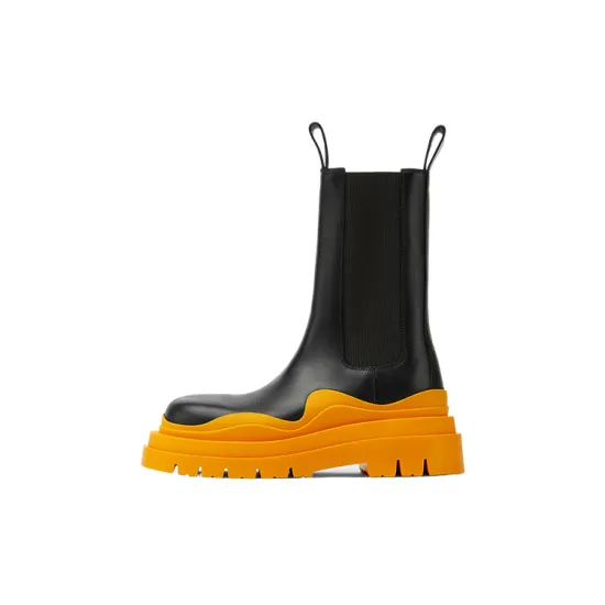Bottega Veneta Leather Tire Chunky-Sole Chelsea Boot Black Tangerine