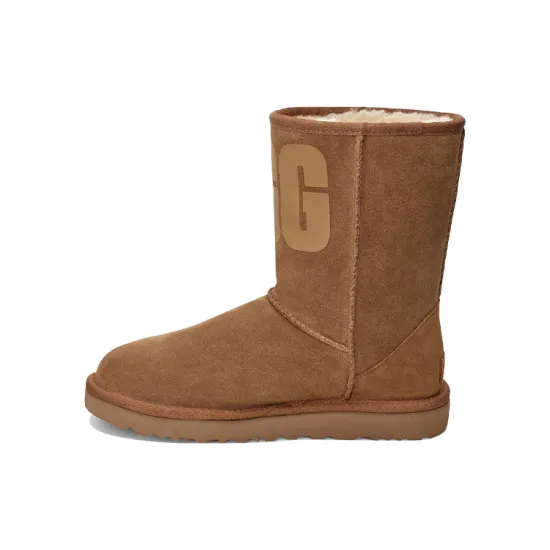 UGG CLASSIC SHORT Snow Boots Women's Chestnut