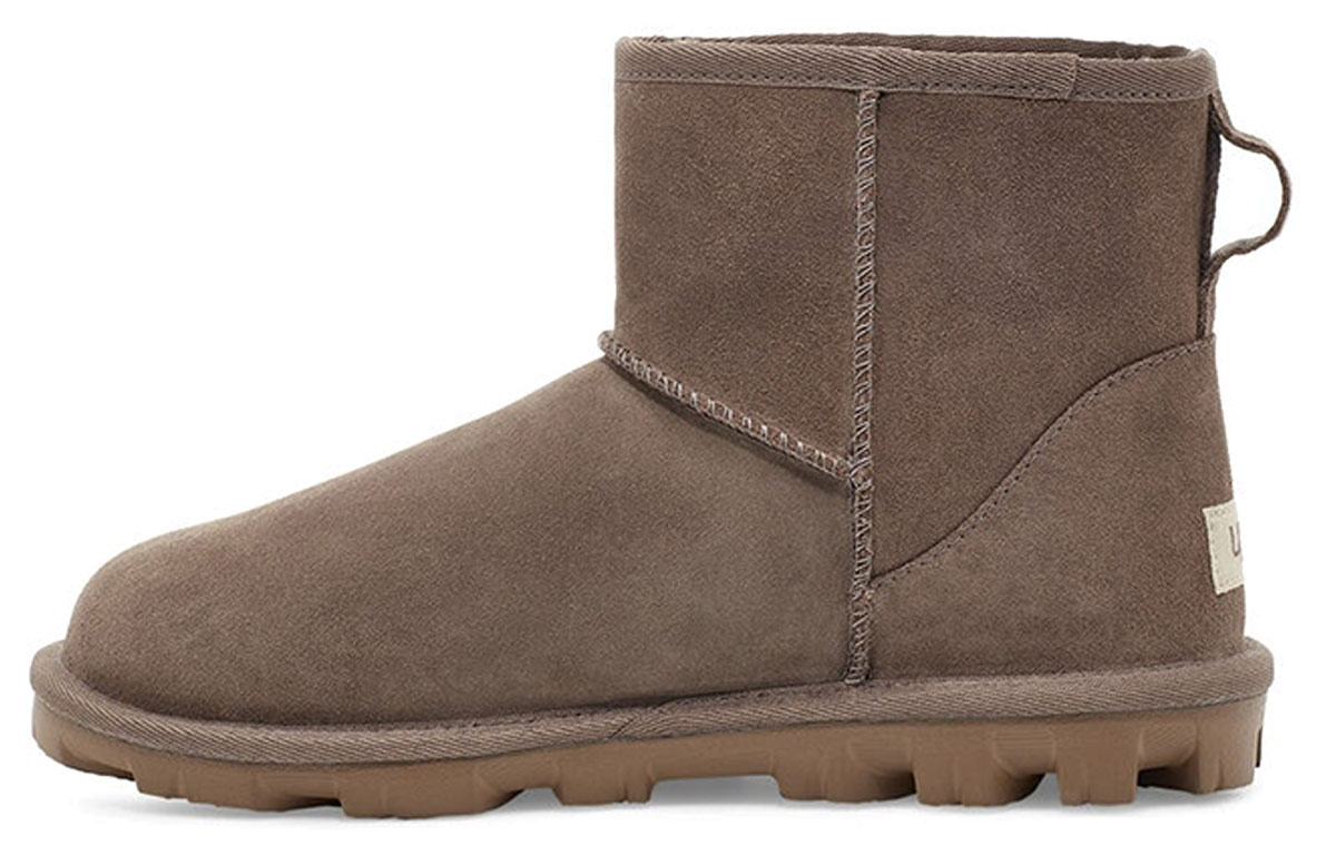 UGG Essential Mini II