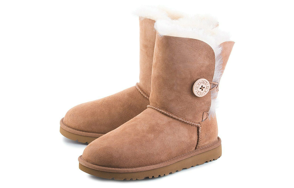 UGG Bailey Button