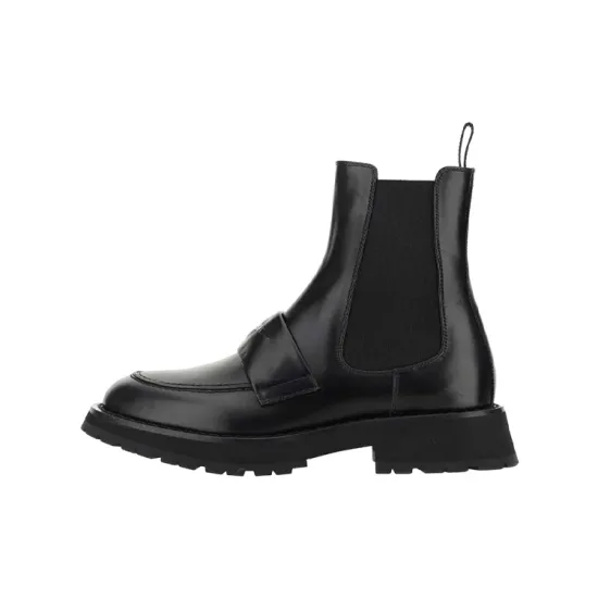 Alexander McQueen Round-Toe Boots