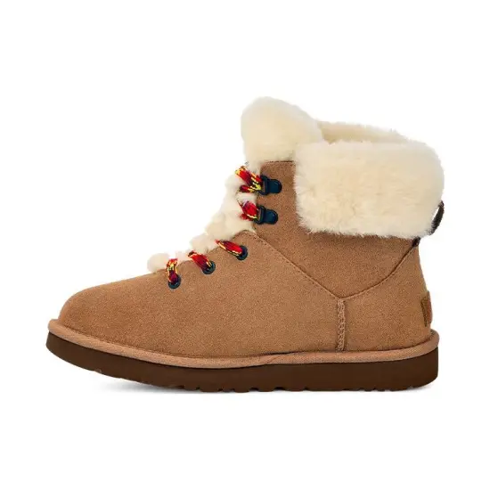 UGG Snow Boots Women's Chestnut
