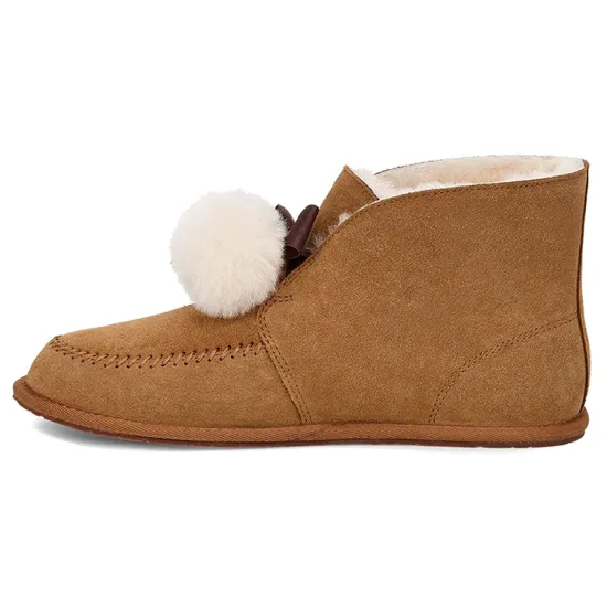 UGG Snow Boots Women's Chestnut Brown