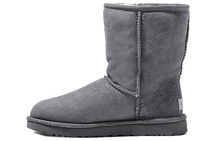 UGG Classic Short II