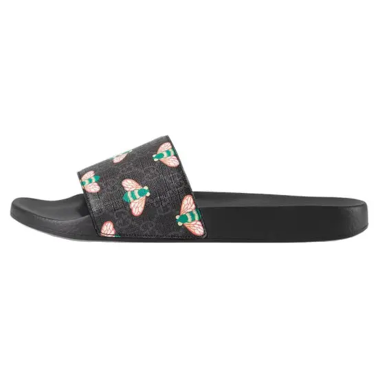 GUCCI Gg Supreme Slide 'Bee Print'
