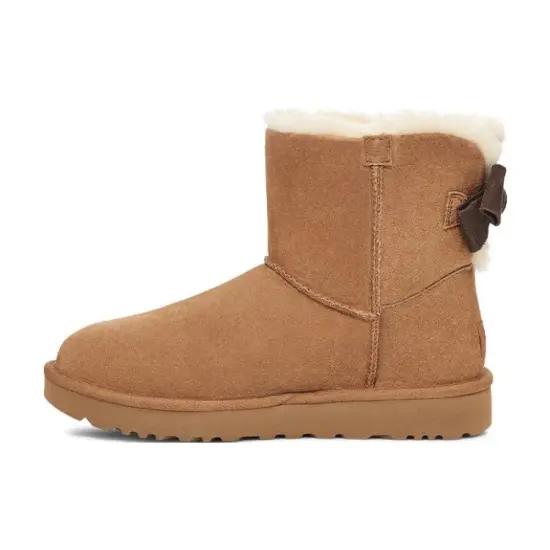 UGG Snow Boots Women's Chestnut