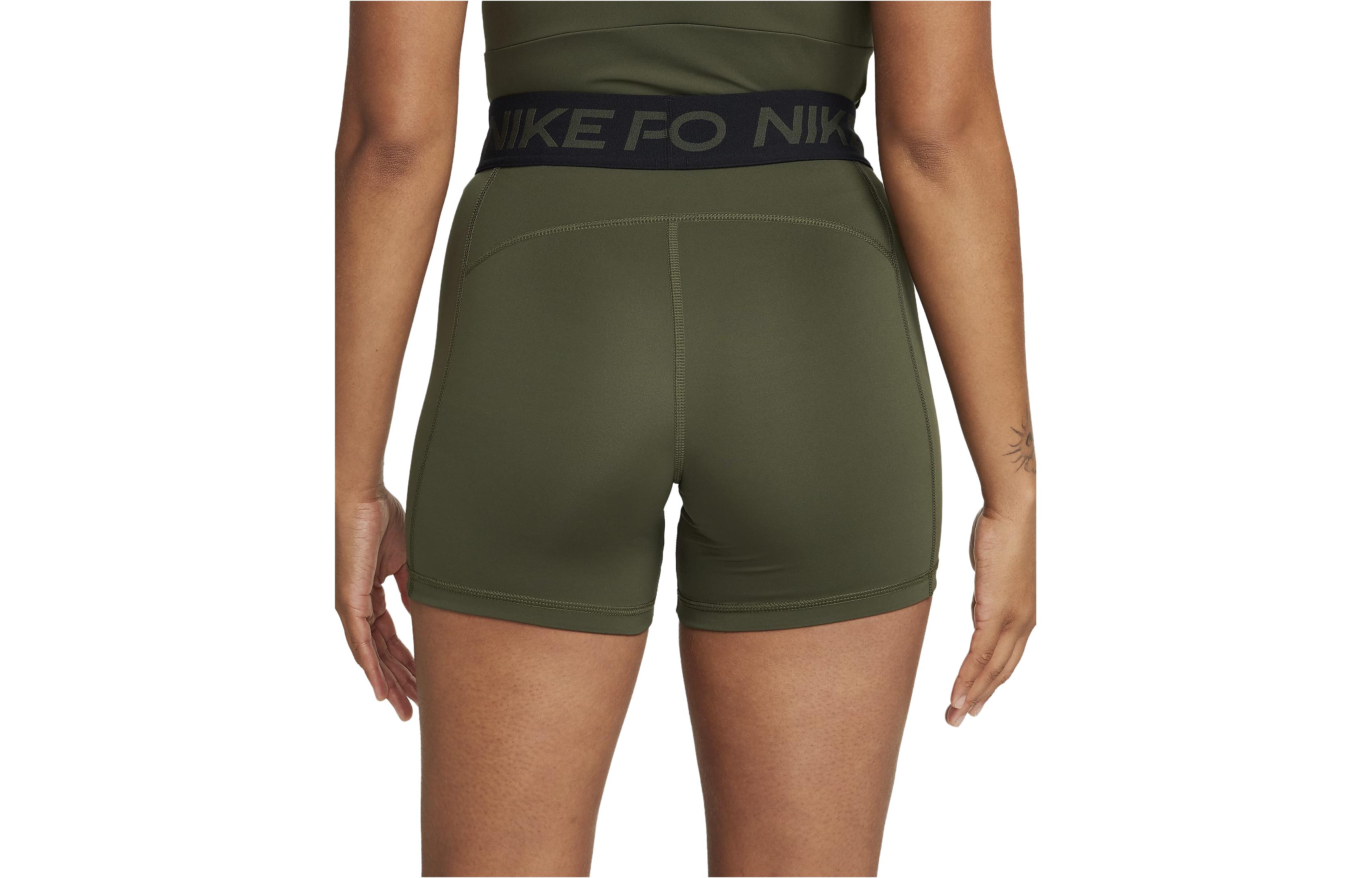 Nike Sports Shorts Women’s Green Moderate Knitted Shorts
