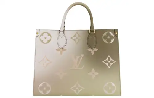 LOUIS VUITTON Onthego Mm Sunset Kaki