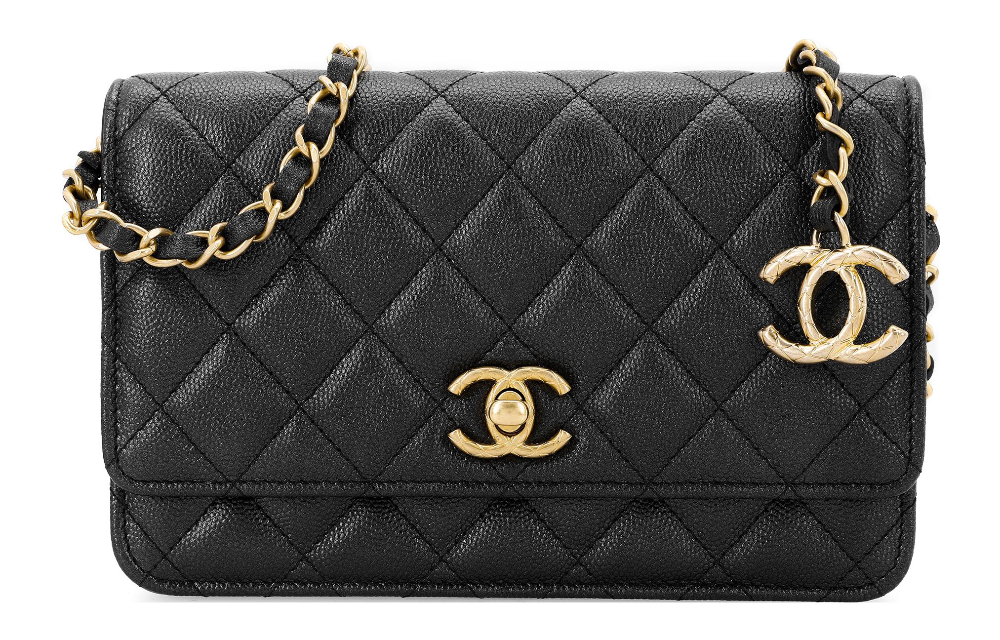 くぅ Chanel WOC CHANEL Черная кожаная сумка через плечо WOC для женщин – купить