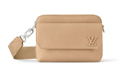 LOUIS VUITTON Fastline Messenger