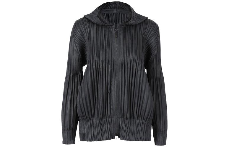Куртки ISSEY MIYAKE