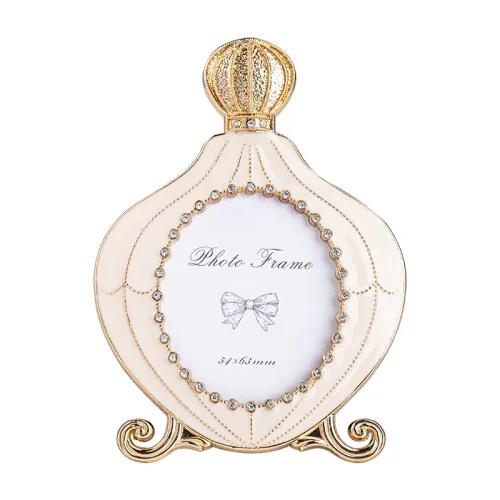 Perfume, small Japanese photo frame, 2 inch, light luxury style, high-quality style