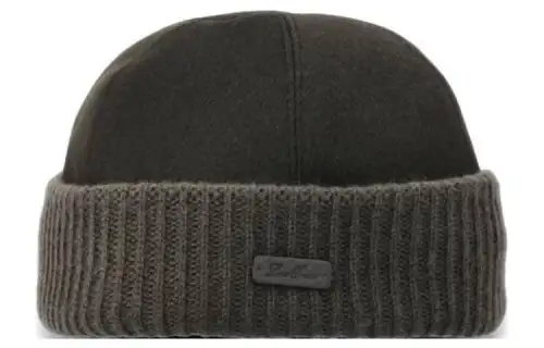 Loro Piana Logo Patch Knitted Beanie