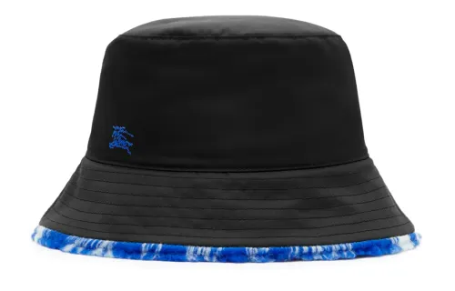 Burberry Reversible Fleece Check Bucket Hat