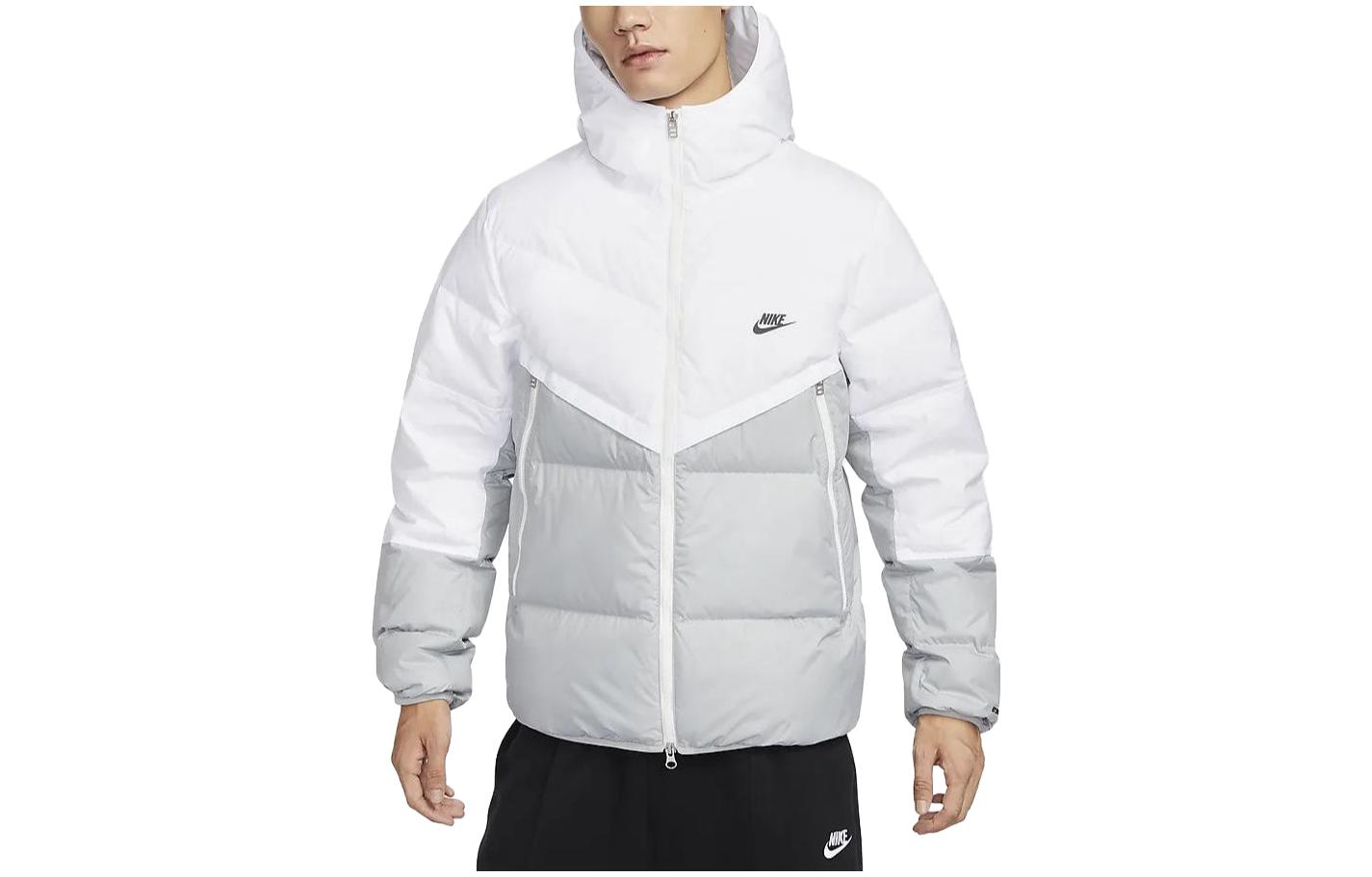 Nike Sportswear Storm-FIT Windrunner