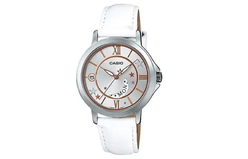 CASIO Women's Standard Series Silver Watch LTP-E122L-7A