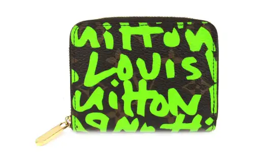 LOUIS VUITTON Zippy Monogram Graffiti Wallet Unisex Green