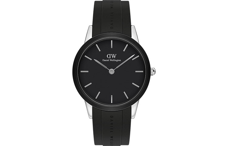 Daniel Wellington Daniel Wellington Daniel Wellington watch ICONIC series watch quartz movement rubber strap black dial men's watch 100 meters waterproof
