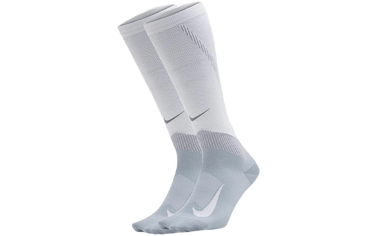 Nike Elite Over-The-Calf Running Socks   1