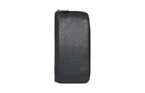 LOUIS VUITTON Zippy Taiga Cow Leather Wallet Large Unisex Black