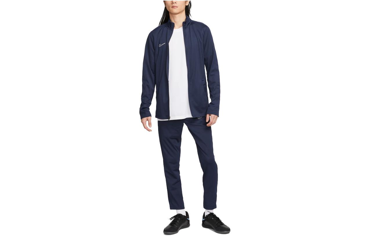 Nike Casual Sportswear Men’s Stand Collar Moderate
