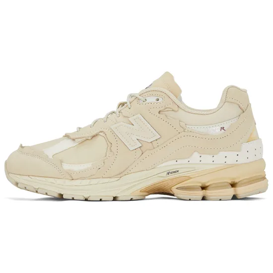 New Balance 2002R Protection Pack Sandstone