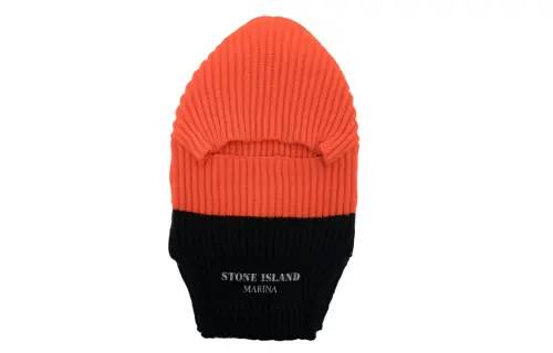 STONE ISLAND Virgin Wool Beanies Unisex Black Red