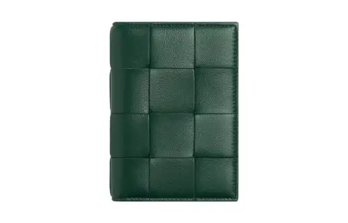 Bottega Veneta CASSETTE Sheepskin Passport Holder Regular Women's Emerald
