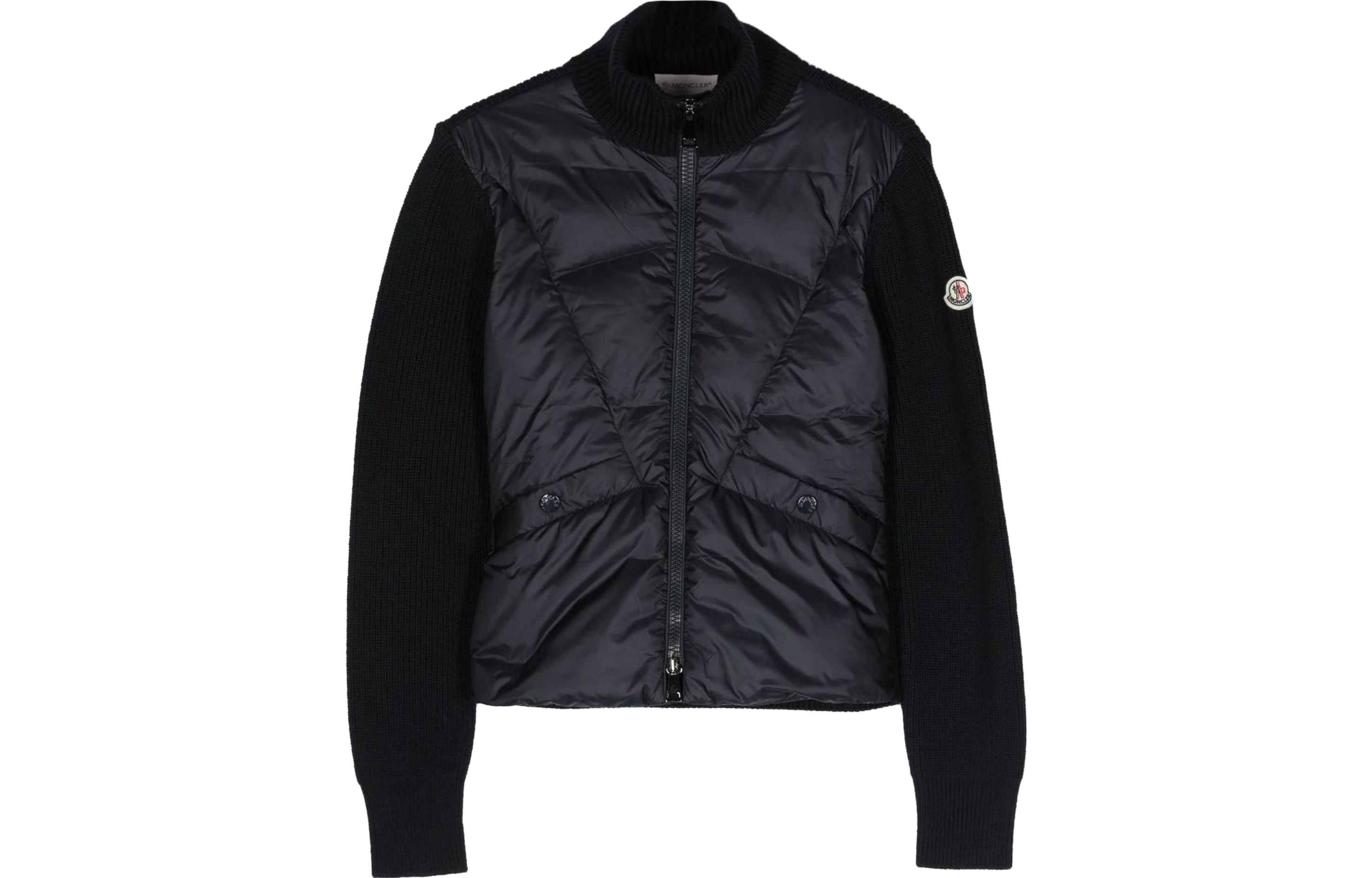 Moncler  Logo   