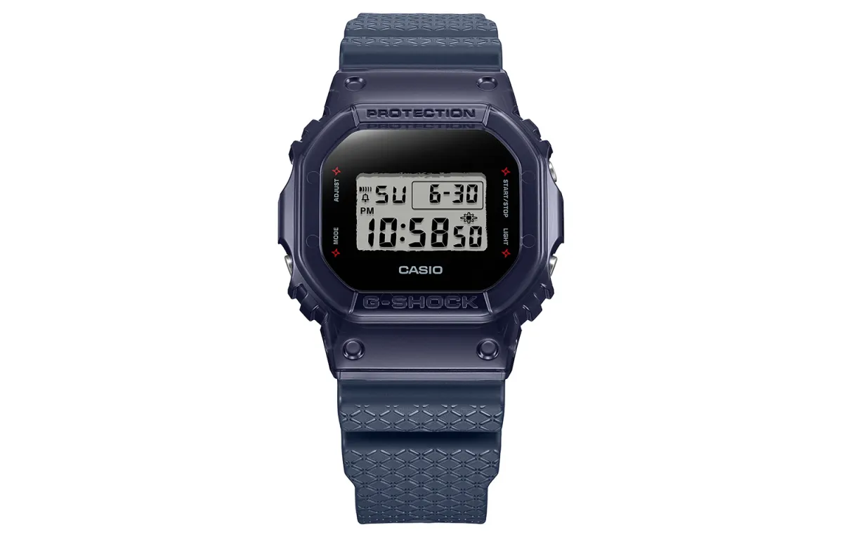 CASIO Unisex G-SQUAD Series Black Watch DW-5600NNJ-2PR