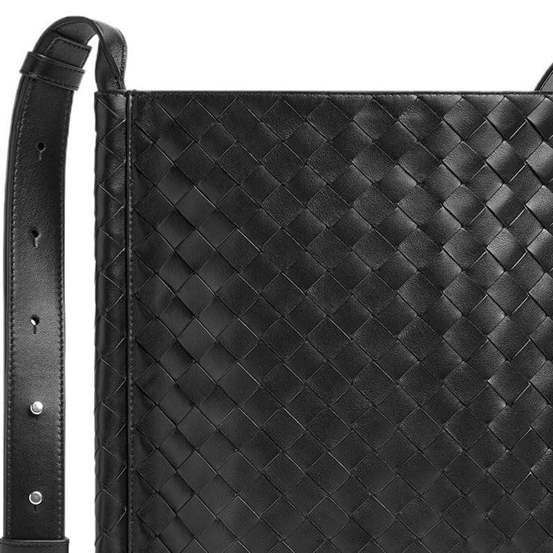 Мужская сумка Bottega Veneta Flat Loop Intrecciato (черный) — фото 4