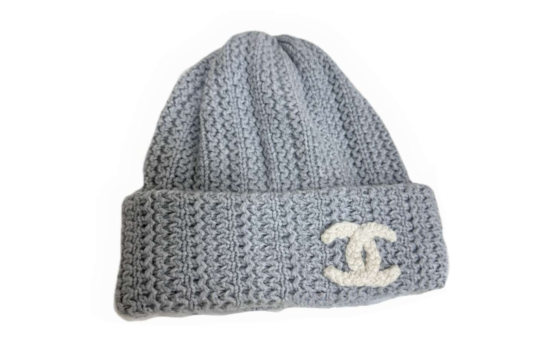 Женская шапка Chanel Logo (синяя)