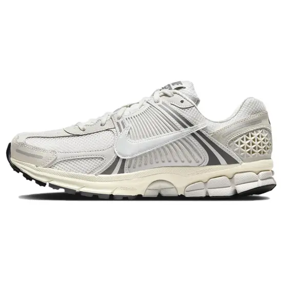 Nike Zoom Vomero 5 Platinum Tint