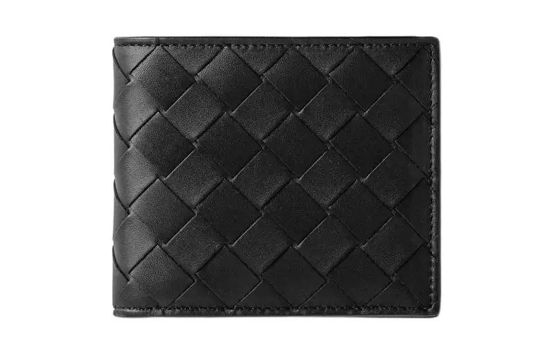 Bottega Veneta Calfskin Wallet Men's Black & Grass