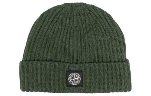 Stone Island logo-patch ribbed beanie