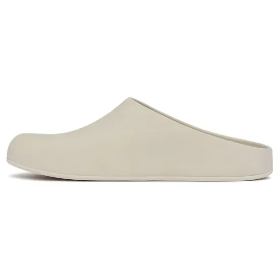 Balenciaga Pool Closed Slide 'Nacre'