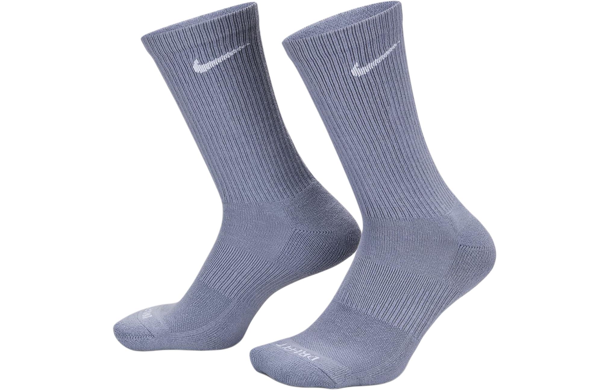 Nike Mid-Calf Socks Men’s 3 Pack