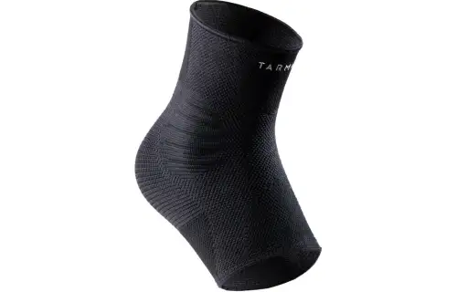 Decathlon DECATHLON ankle brace is compatible with both left and right sides. Breathable knitted material can wick away sweat and keep ankles dry. Basketball is the same for men and women. Polyester fiber