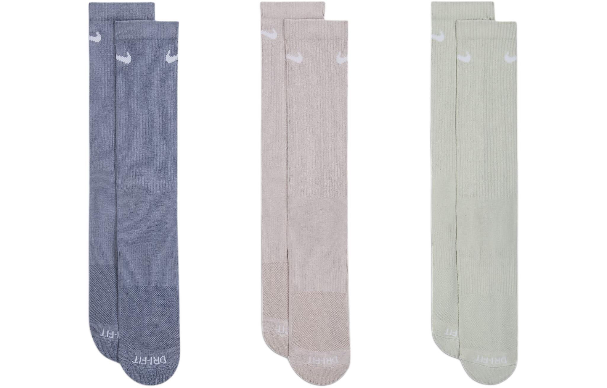 Nike Mid-Calf Socks Men’s 3 Pack