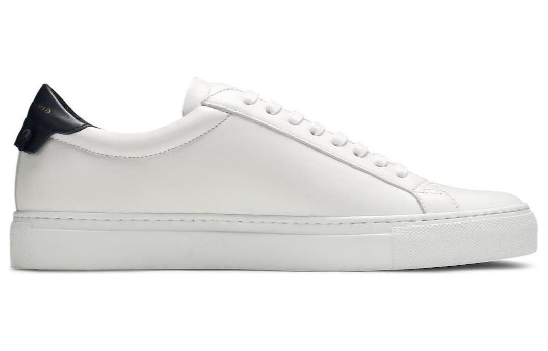 GIVENCHY