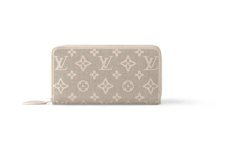 LOUIS VUITTON Zippy Cow Leather Wallet Women's Quartz