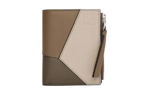 LOEWE Puzzle Classic Calfskin Wallet Men's Winter Brown & Sand